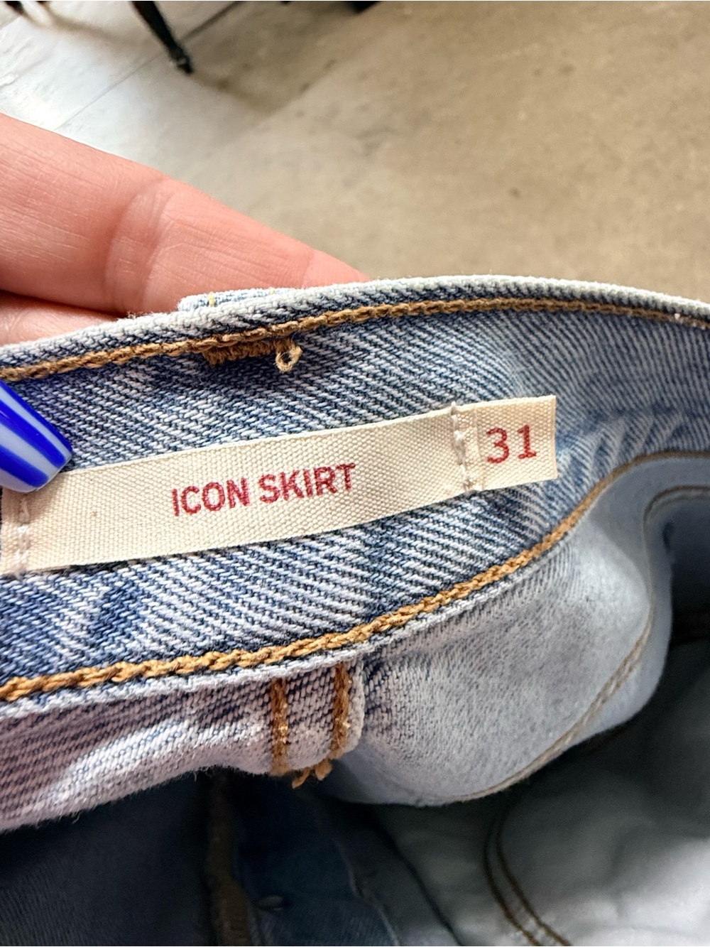 Levi's Light Blue Distressed Denim Mini Skirt - Picture 3 of 4